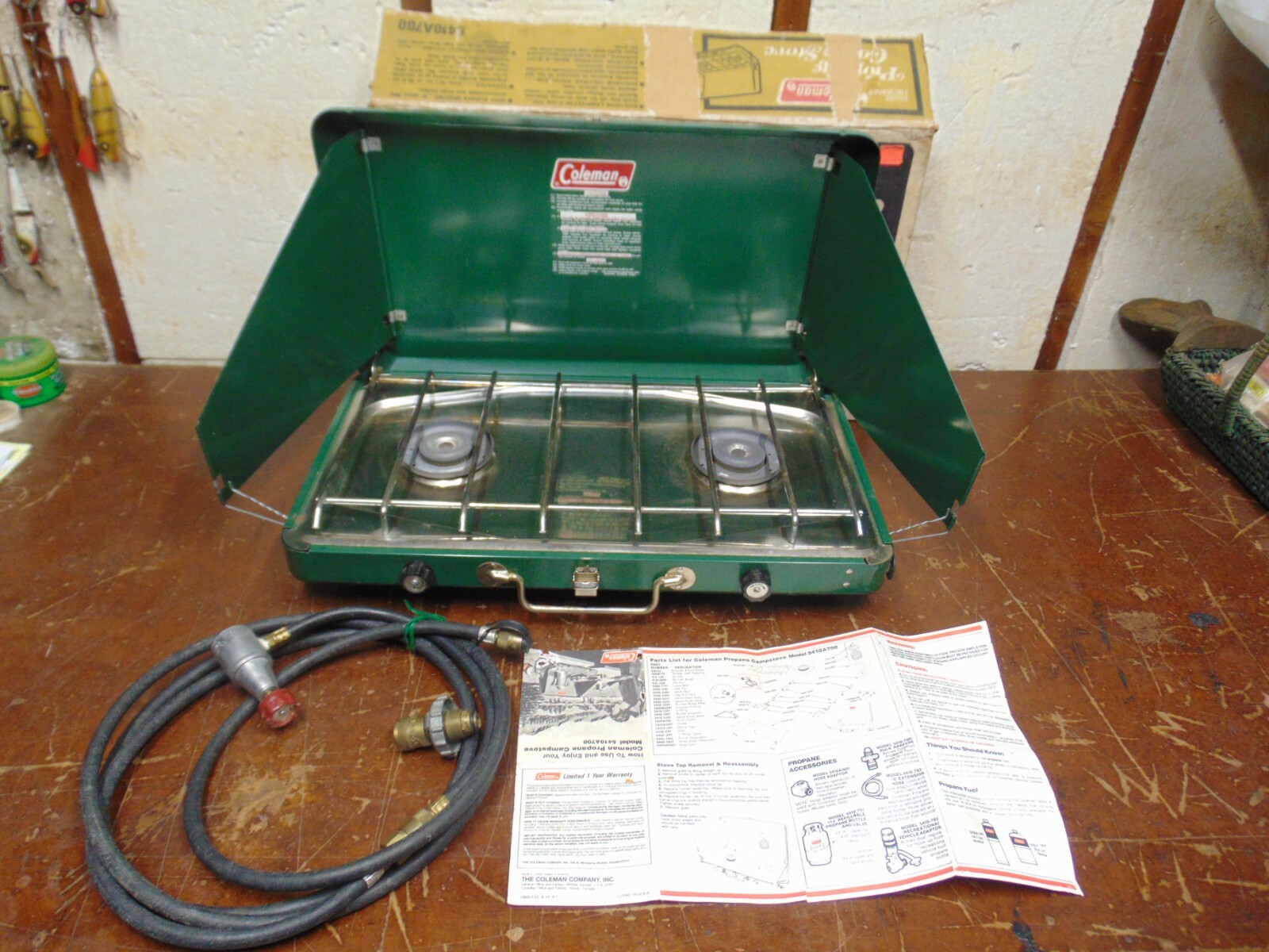 Vintage 1978 Coleman Deluxe 2 Burner Propane Camp Stove No. 5410A700の