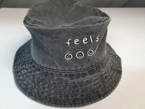 Pacsun Feels Bucket Hat