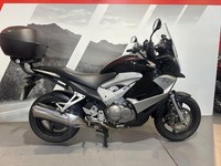 2013 HONDA VFR800X CROSSRUNNER Available now at Craigs Honda