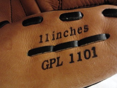 Mizuno GPL1101 Baseball Tan Leather Ball Glove Pitcher Mitt Left Hand Thrower 11