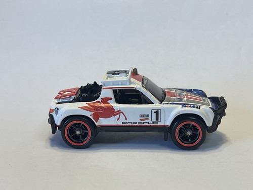 Hot Wheels 2022 Mobil 1 Sweepstakes Porsche 914 Safari Loose