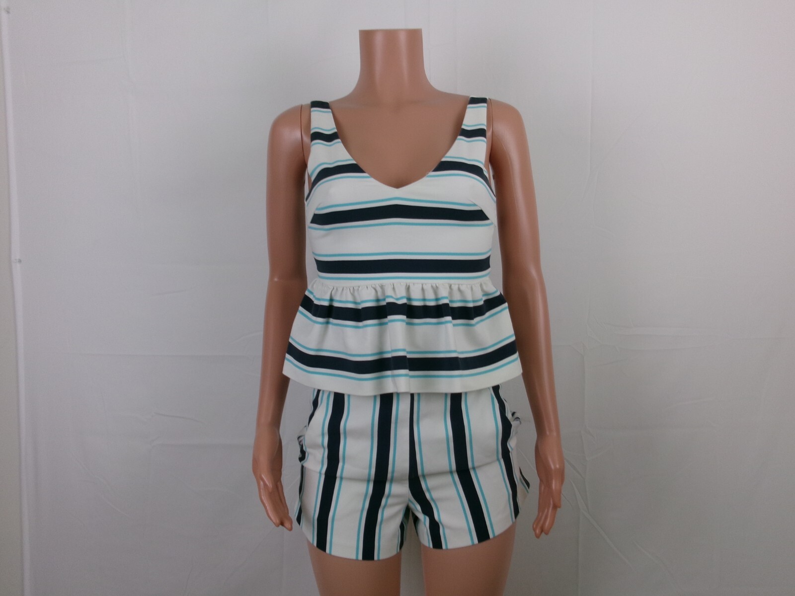 Zara Top/Shorts 2 Pc Set SIZE: XS WHITE/BLUE/TURQUOISE