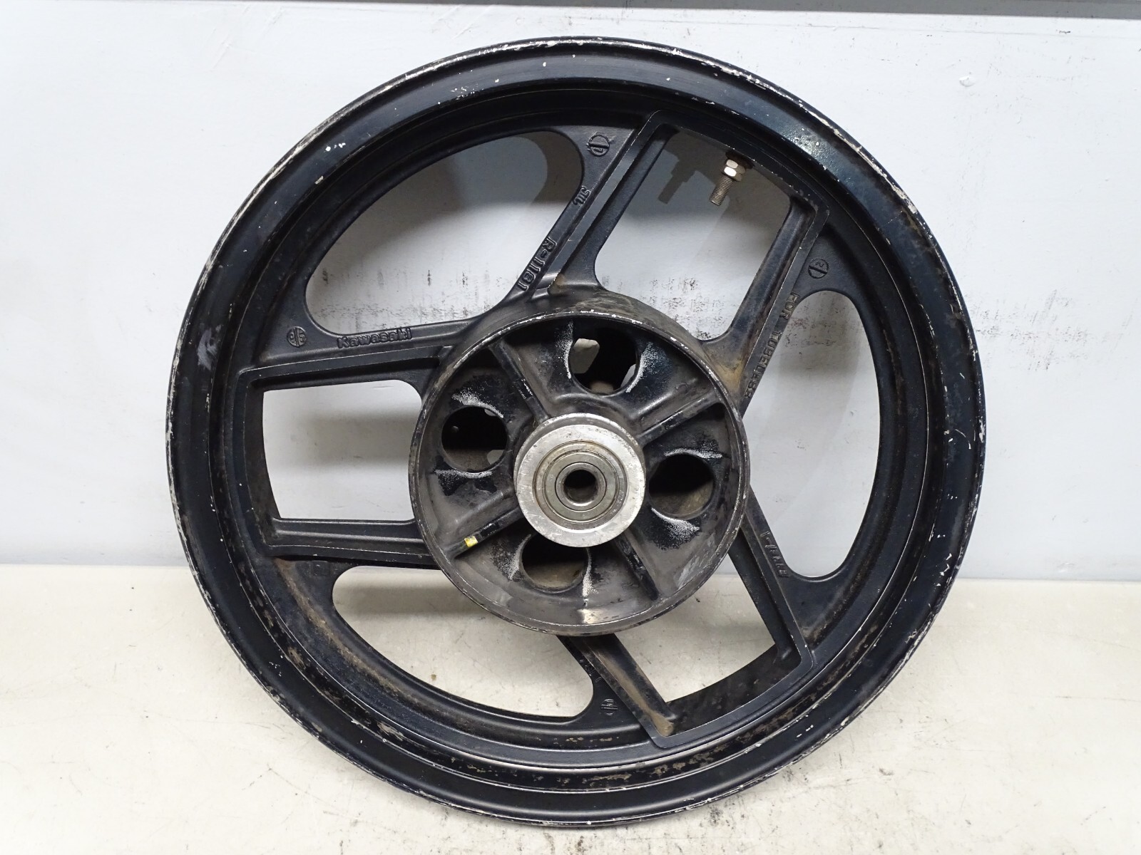 1985 Kawasaki Ninja ZX600 ZX600A Rear Wheel Rim Straight | eBay
