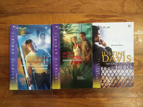 lot of 31 silhouette intimate moments paperback books vintage & newer