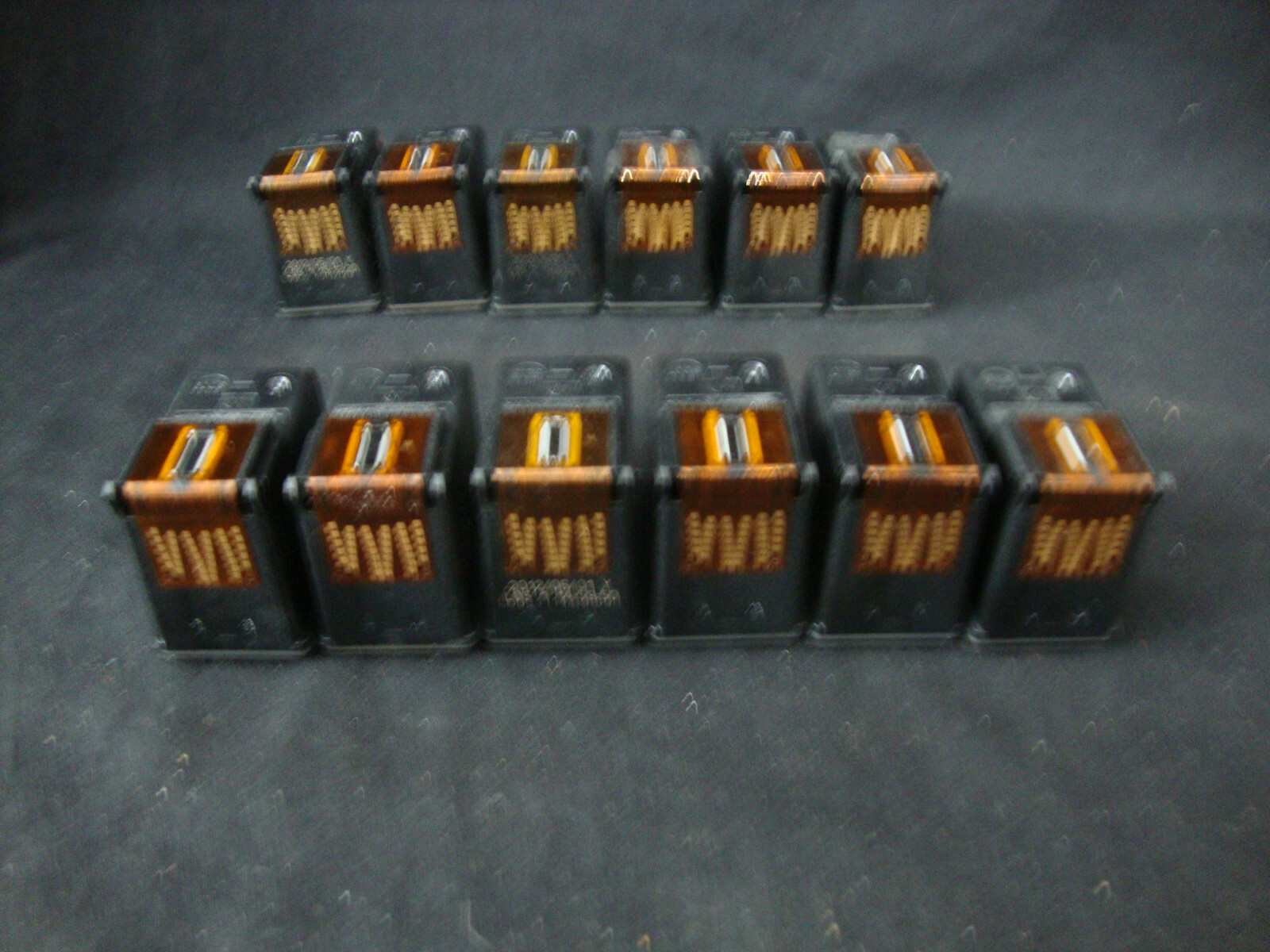 Lot Of 12 EMPTY VIRGIN HP 21 Ink Cartridges - Black