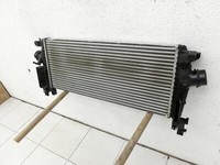 Opel Zafira C 16-19 1,6 100KW Ladeluftkühler Kühler Opel Zafira C 16-19 29.10.2018 13393988 1302259 gebraucht Vorschau 2