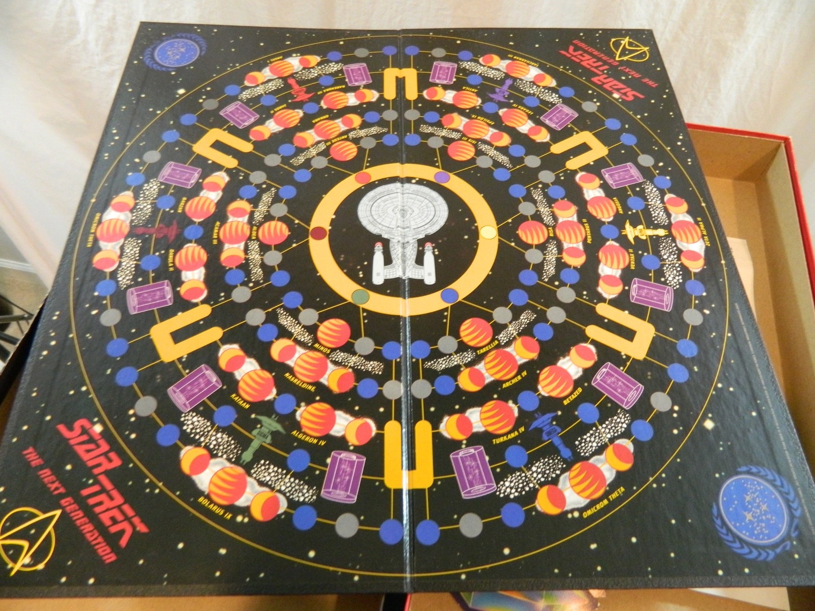 Star Trek The Next Generation Game of the Galaxies Cardinal 1993