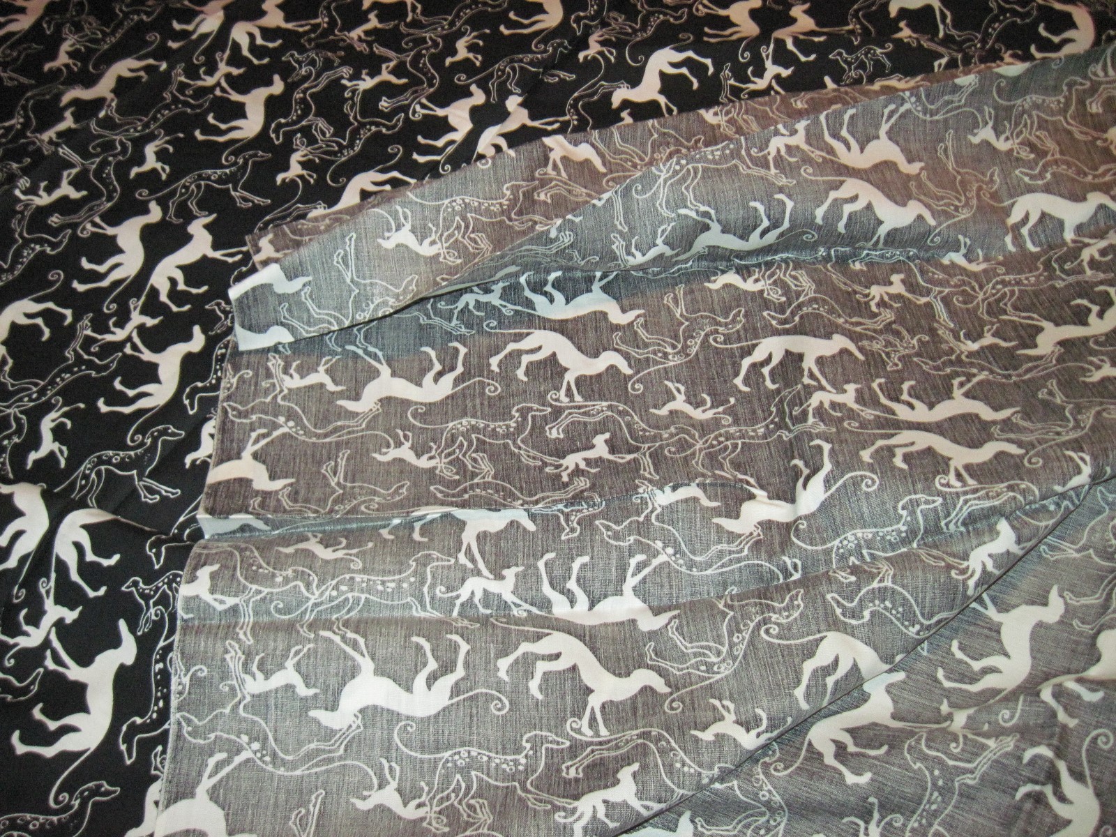 Vtg Print Fabric Black and White Dogs 45