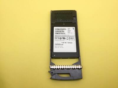 Netapp X319A 7.6TB SAS 12Gbps 2.5'' SSD 108-00687 SP-319A DS224C