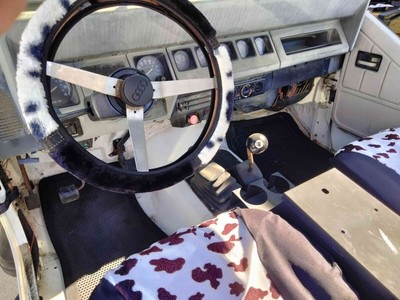 image 2 of interior