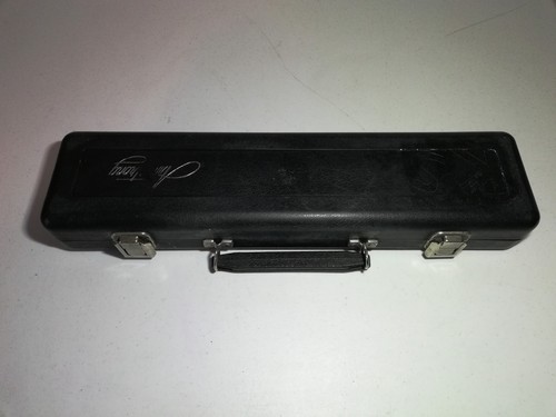 VINTAGE ARMSTRONG FLUTE MODEL 104 HARD CASE STUDENT FLUTE