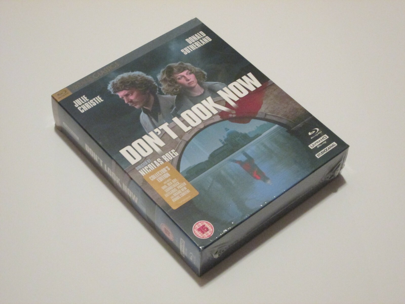 Don't Look Now 4K UHD + Blu-ray Collector's Edition Julie