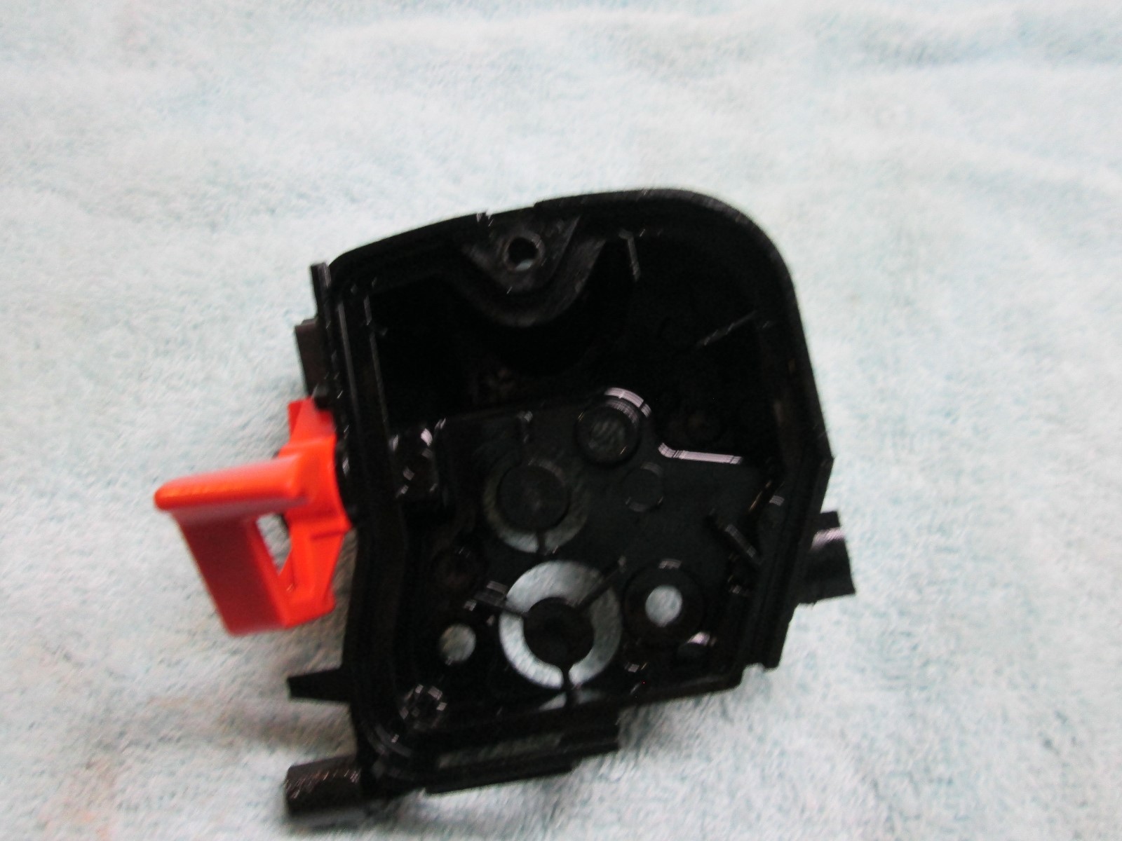 HUSQVARNA 240 E FILTER HOUSING