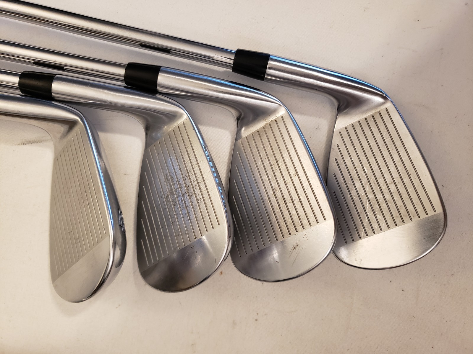 Used Titleist T200 2021 Iron Set (4-PW, GW) 8 Irons - KBS Tour 90 Reg - RH