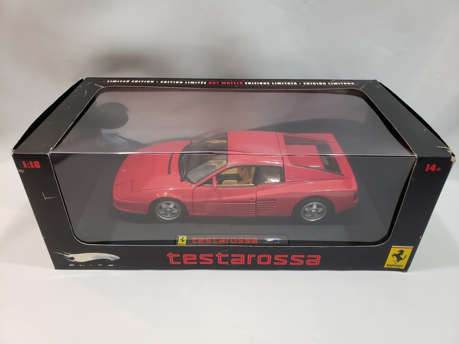 1/18 HOT WHEELS ELITE 1984 FERRARI TESTAROSSA RED DIECAST
