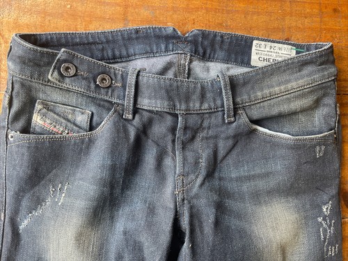 DIESEL Cherick Slim Tapered Low Rise JEANS, Size 24 x 32