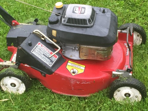 Exmark 21 Inch  Commercial Grade Push Mower Model M216KA With Bag Not Pictured.
