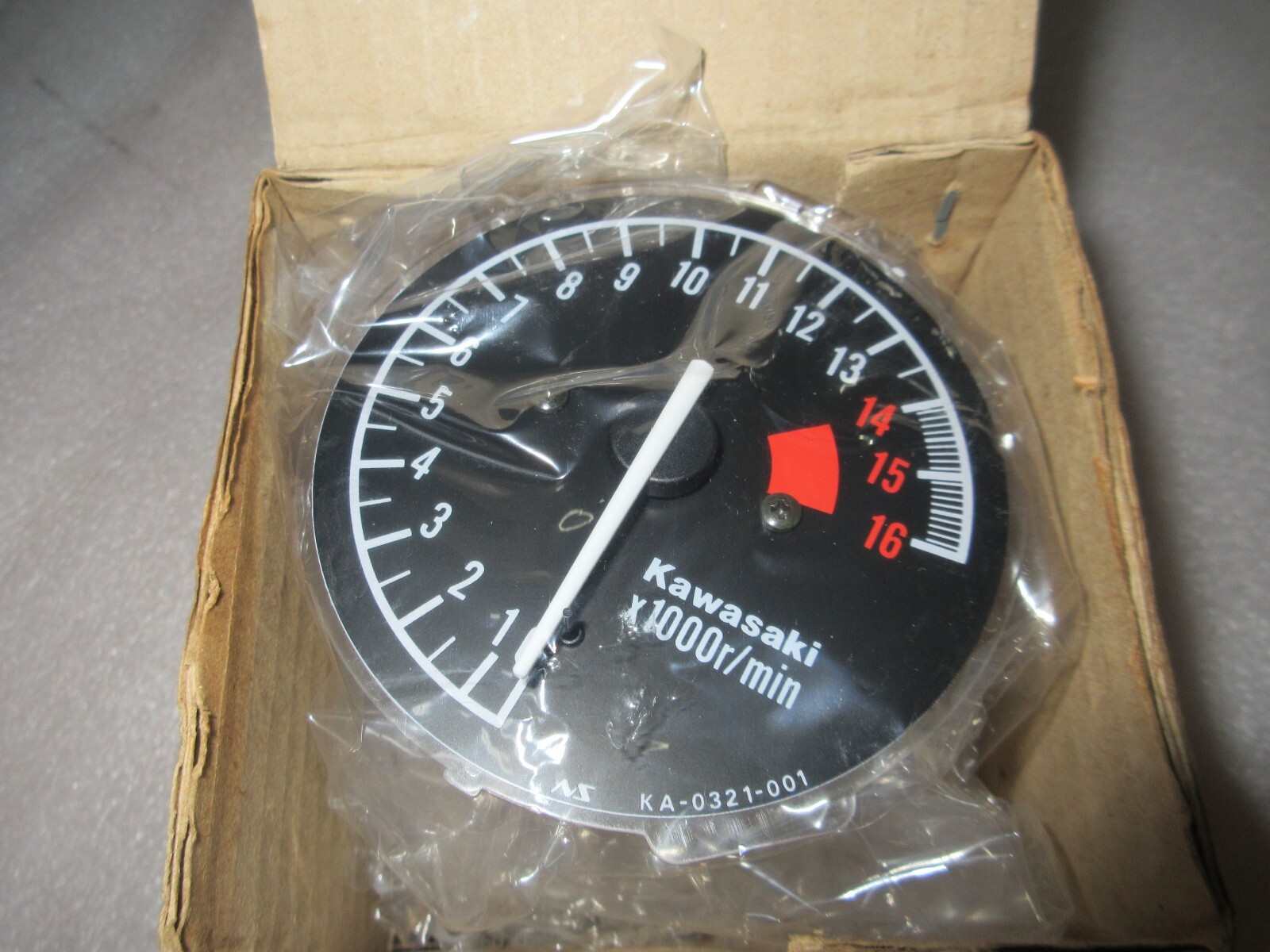 Kawasaki タコメーター 25015-1298 \r
ゼファー750 Kawasaki タコメーター 25015-1298 ゼファー750 - メルカリ