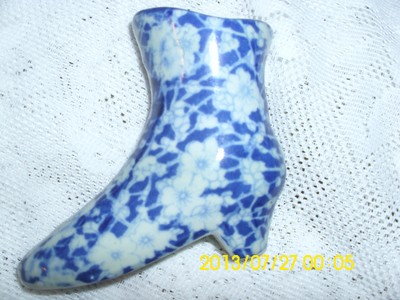 PORCELAIN HIGH HEEL ONE OF 3 VINTAGE BLUE STAMP ON BOTTOM