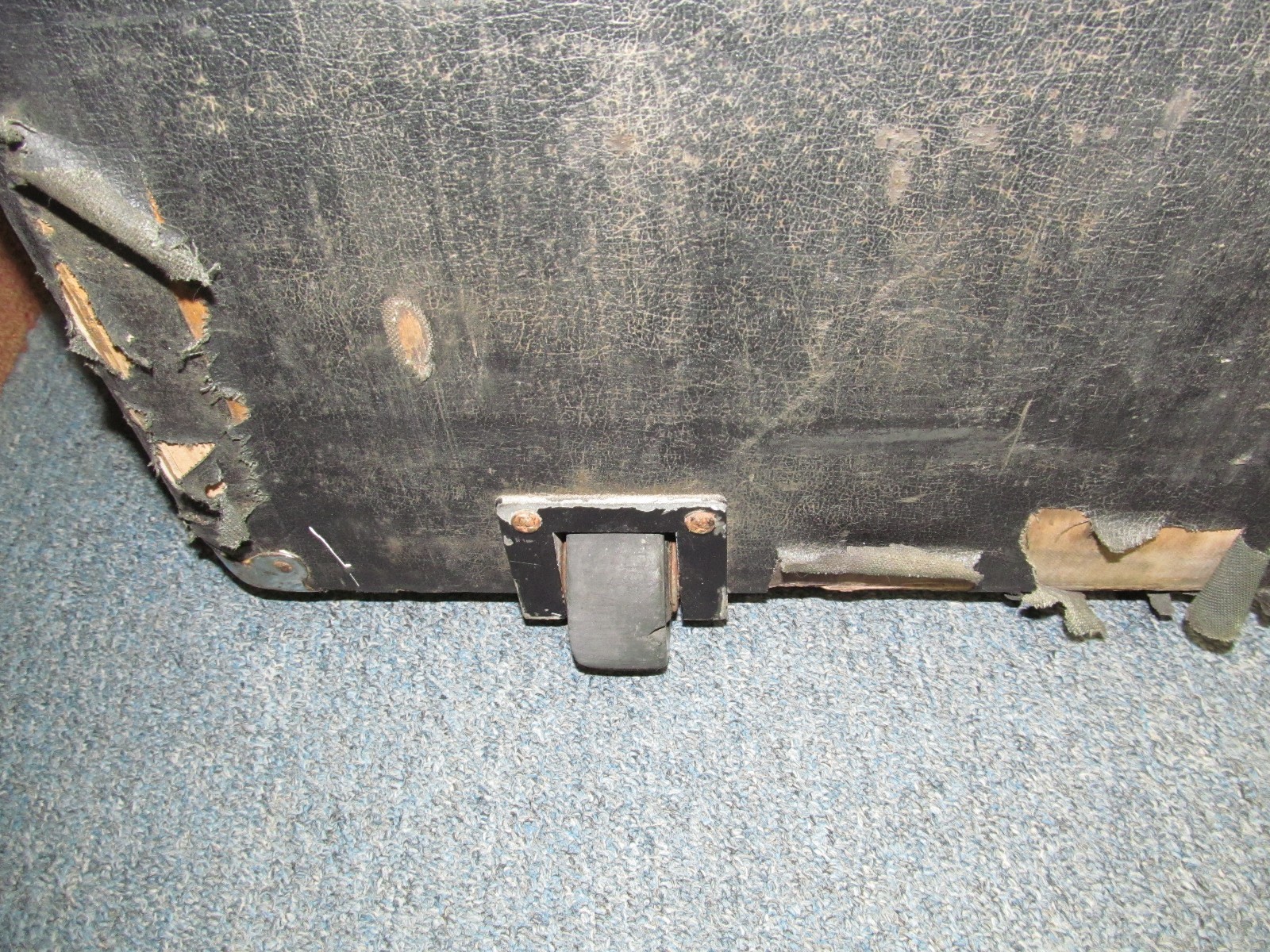 1970's Ampeg SVT Model 0601 Bass Head w/case & SVT Cabinet w/tags - manual