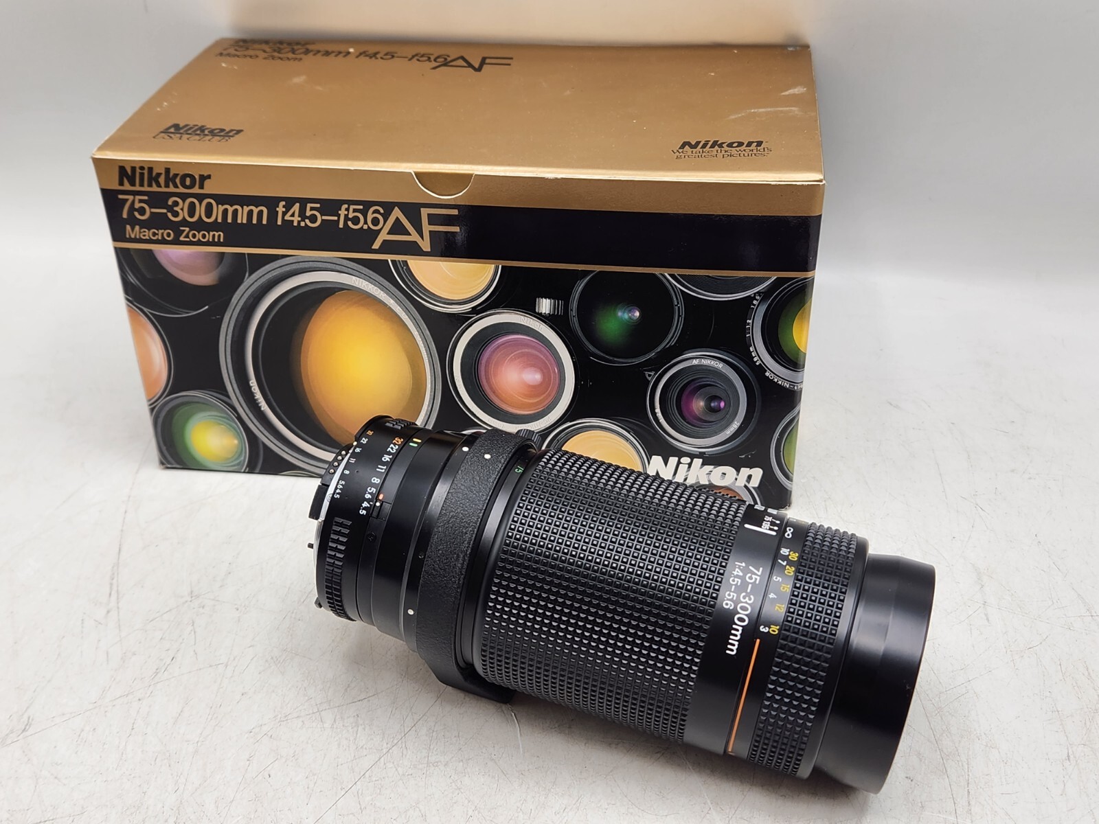 AFニッコール75〜300 F4.5〜5.6‼️ Nikon AF Nikkor 75-300mm F4.5-5.6 Zoom Lens in Box for AF