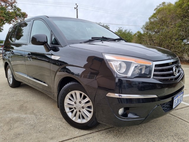 Ssangyong stavic 2014