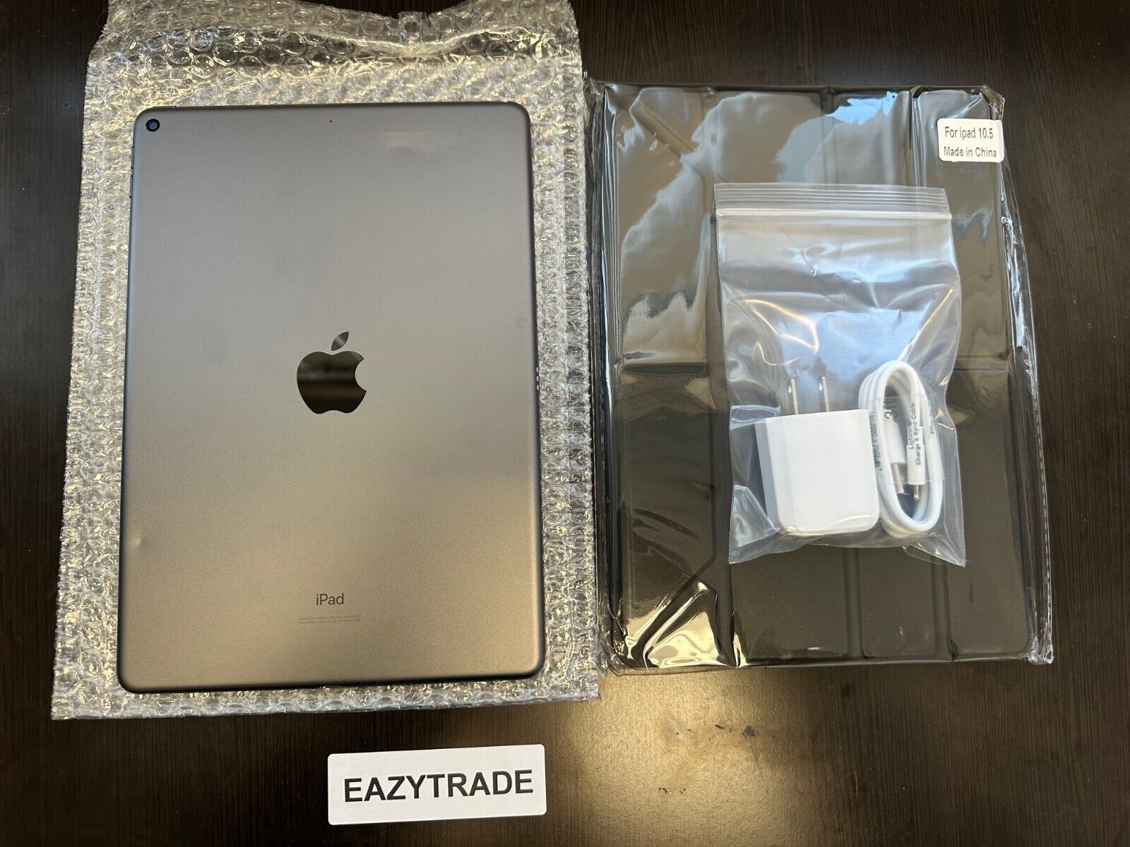Apple iPad Air 3 A2152 Wi-Fi 10.5 in GRAY 256GB Daily Deal Apple iPad Air 3 A2152 Wi-Fi 10.5 in GRAY 256GB Daily Deal