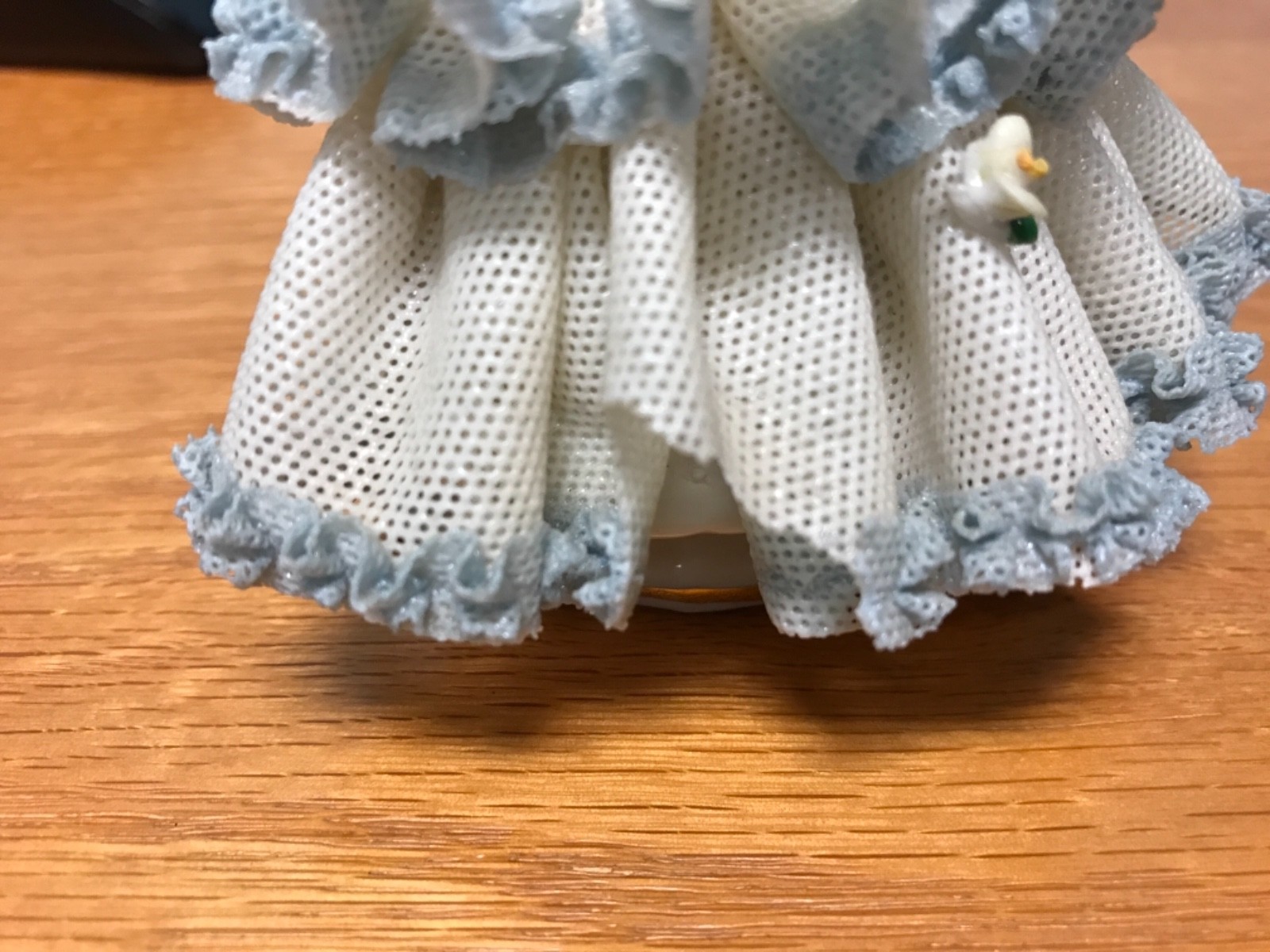 Dresden Germany Lace Figurine Woman seated with a fan ( see pic’s ) # 2