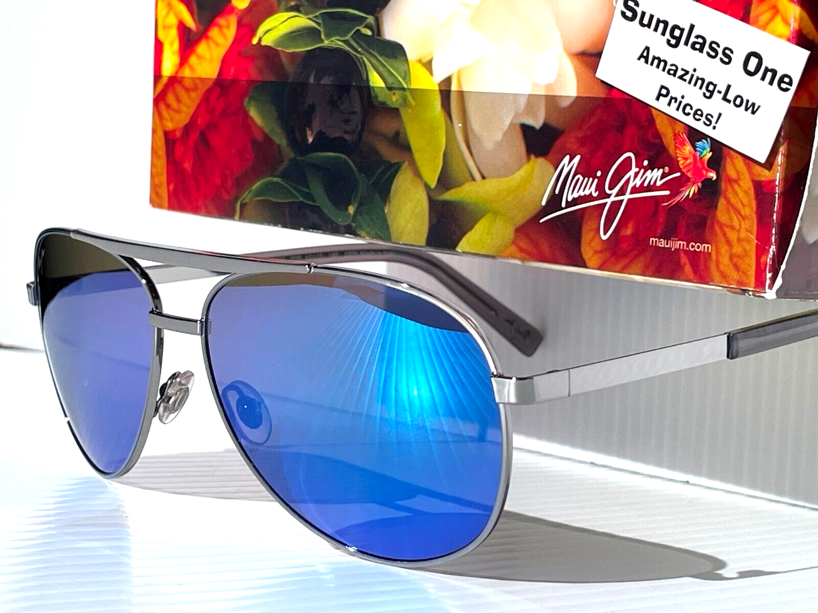 Pre-owned Maui Jim Seacliff Silver Polarized Maui Blue Lens Sunglass B831-02d In Gray