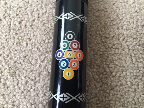Vintage Pool Cue 2 Piece 9 Ball Design 20oz 57.5 Inch Billiard Stick Hard Case