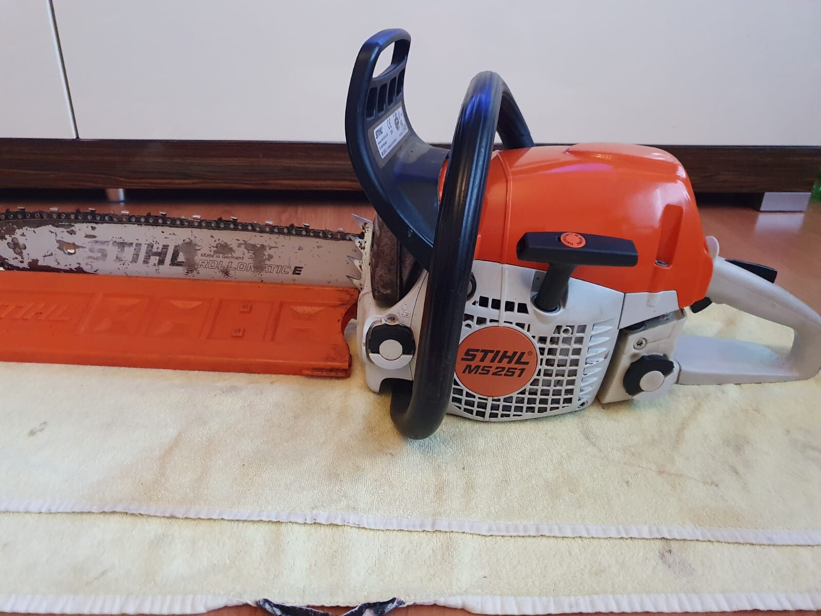 Stihl Ms 251 Kettensage Motorsage Super Zustand 3 Ps Gebraucht Aus Dem Ebay De Preisvergleich Bei E Pard