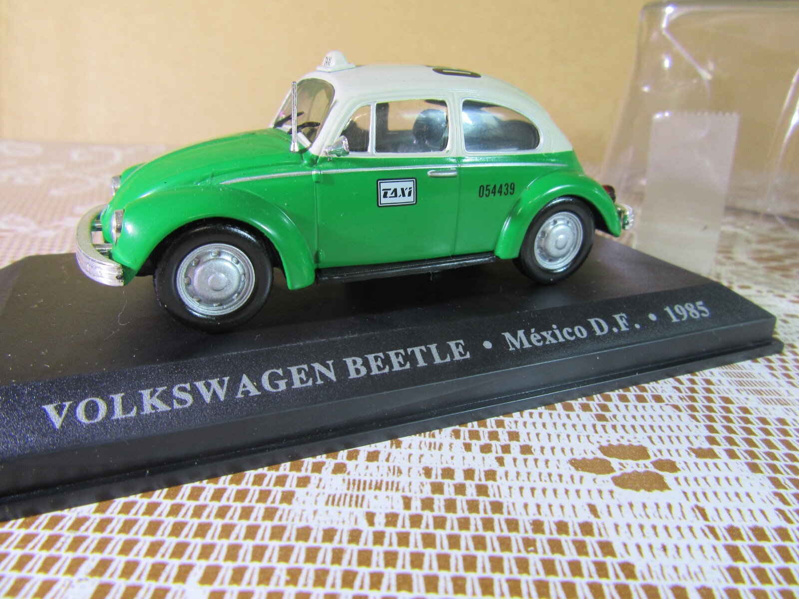 714Y IXO Altaya 3 VW Beetle 1200 Mexico DF 1985 VOLKSWAGEN 714Y IXO Altaya 3 VW Beetle 1200 Mexico DF 1985 VOLKSWAGEN