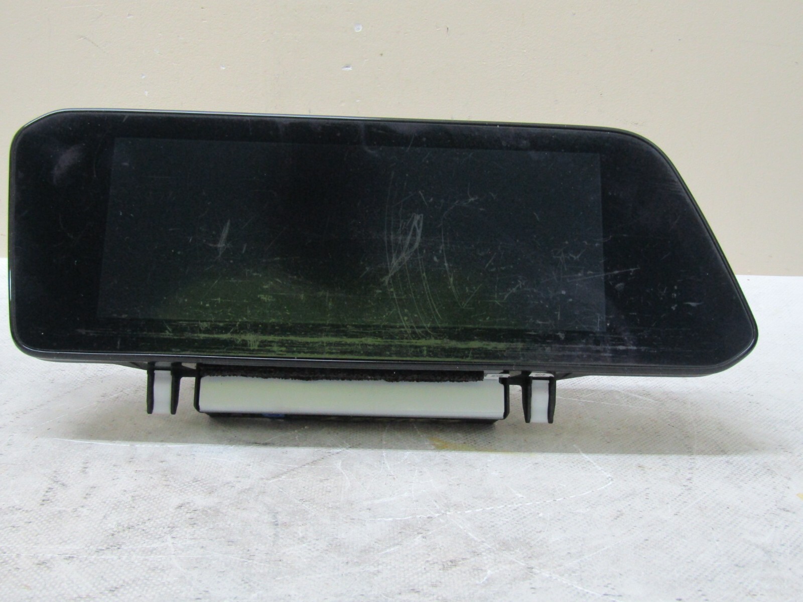 2020-2022 Mazda CX-30 Information Display Screen ID DFR5-611J0 OEM