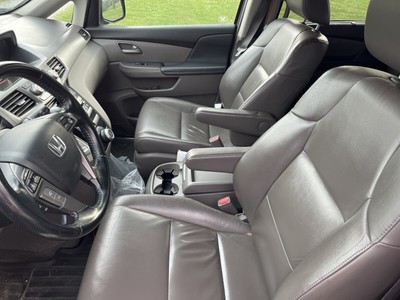 image 4 of interior