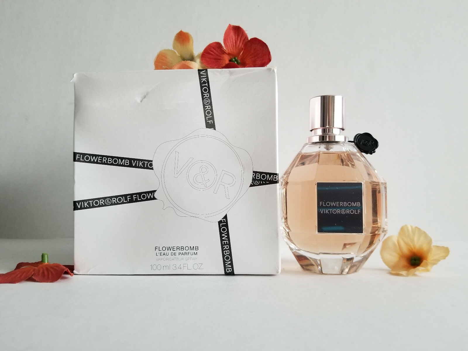 flower bond perfume