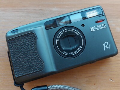 Ricoh R1 Point&Shoot Film Camera