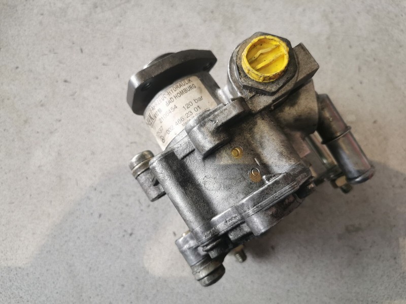 Mercedes-Benz Vito Pompe De Direction AssistÃ©E A0024662301