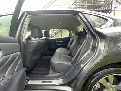 image 4 of interior