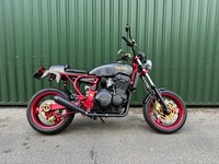 Triumph Daytona 900 CRK Custom Show Bike built by JWA Motorcyles Cafe Racer Kit