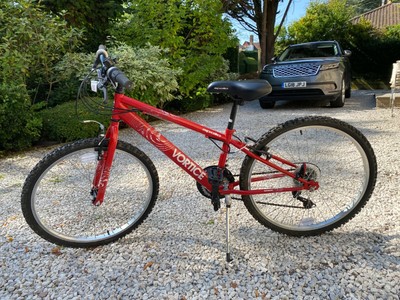 Apollo Vortice Childs Bike, 24" Wheels, Age range 8-11yrs 