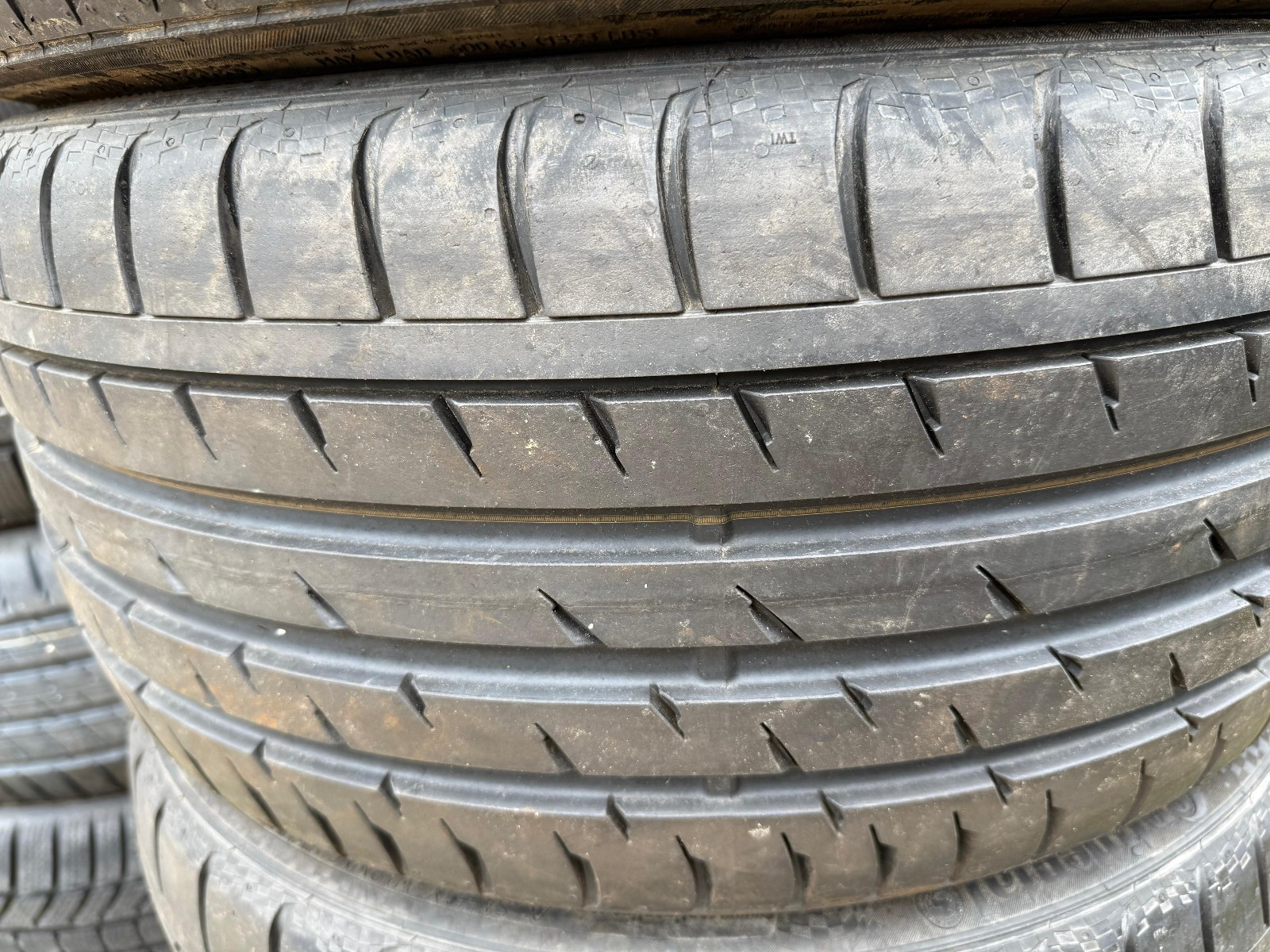 New 245 30 20 Continental, CSC 3, ZR, x1 Tyre (F1_tyres) FO YD128