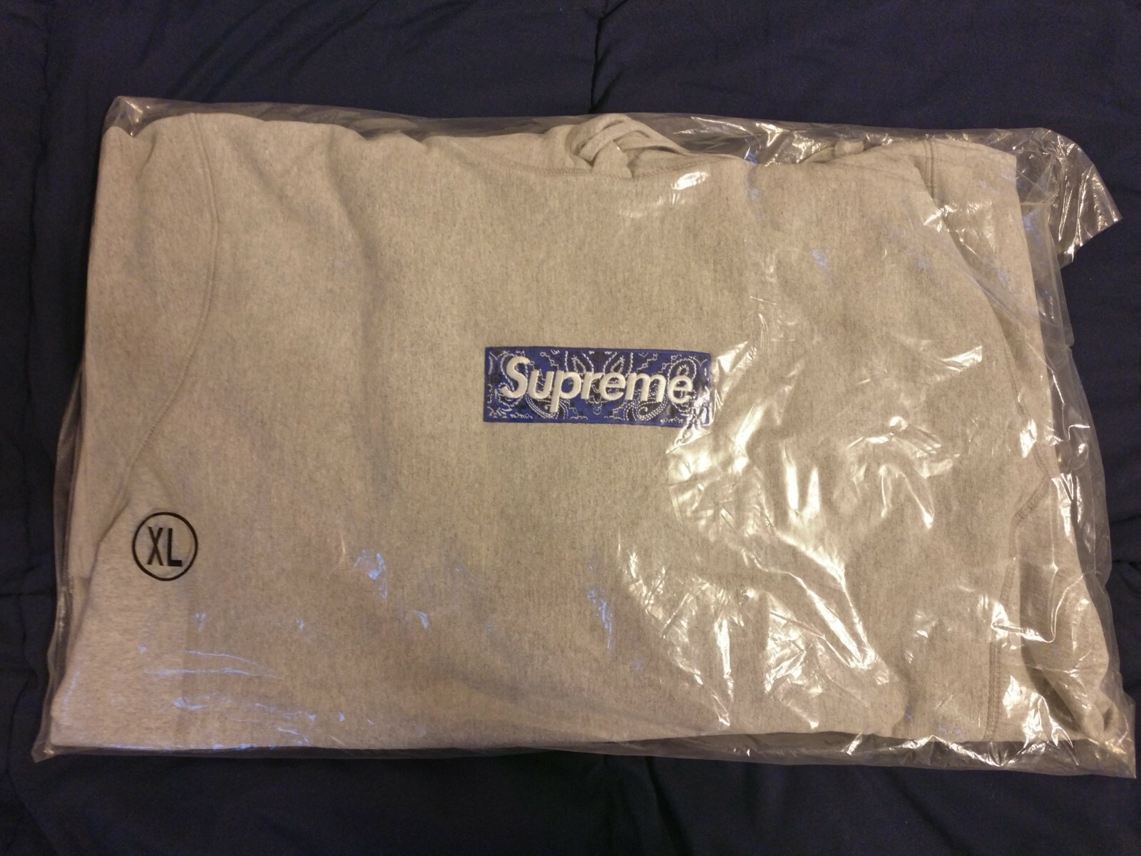 Supreme Bandana Box Logo Hooded Sweatshirt Heather Grey XL Supreme Bandana Box Logo Hooded Sweatshirt Heather Grey XL