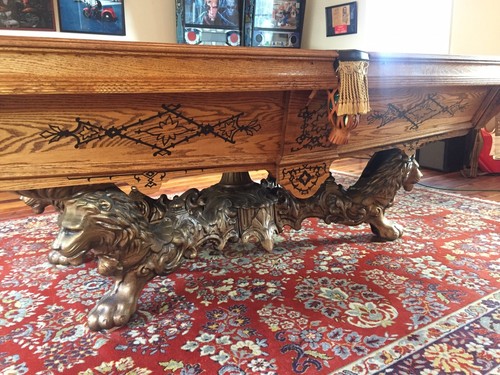 Brunswick Monarch Iron Lion Pedistal