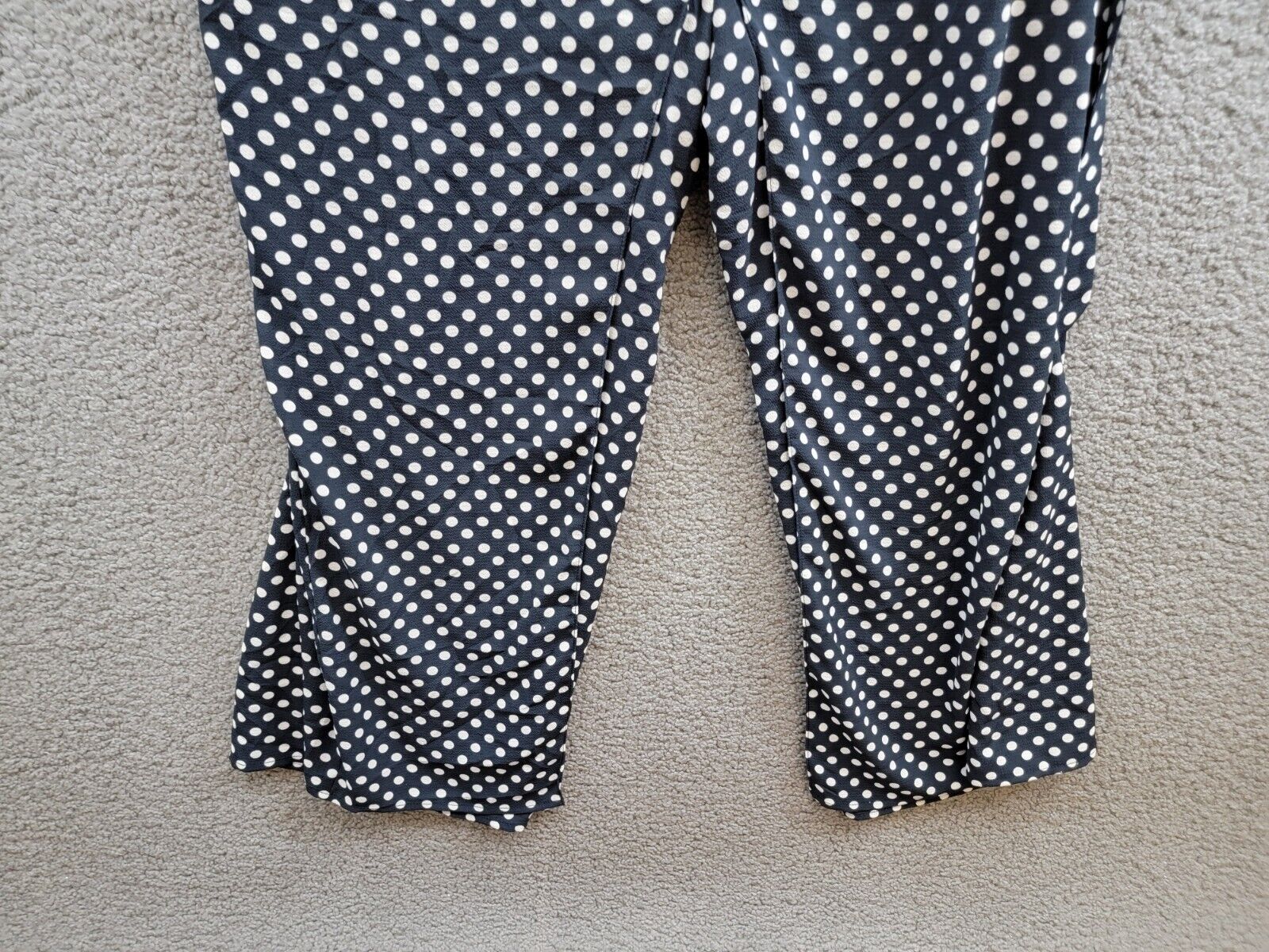 London Times Plus Polka-Dot Crepe Jumpsuit Women's 16W Navy/White Surplice Neck - Picture 4 of 17