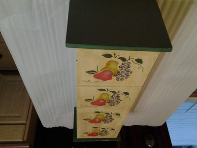 Unique Moss Green & Woodtone Pine Country Wood Storage Bin