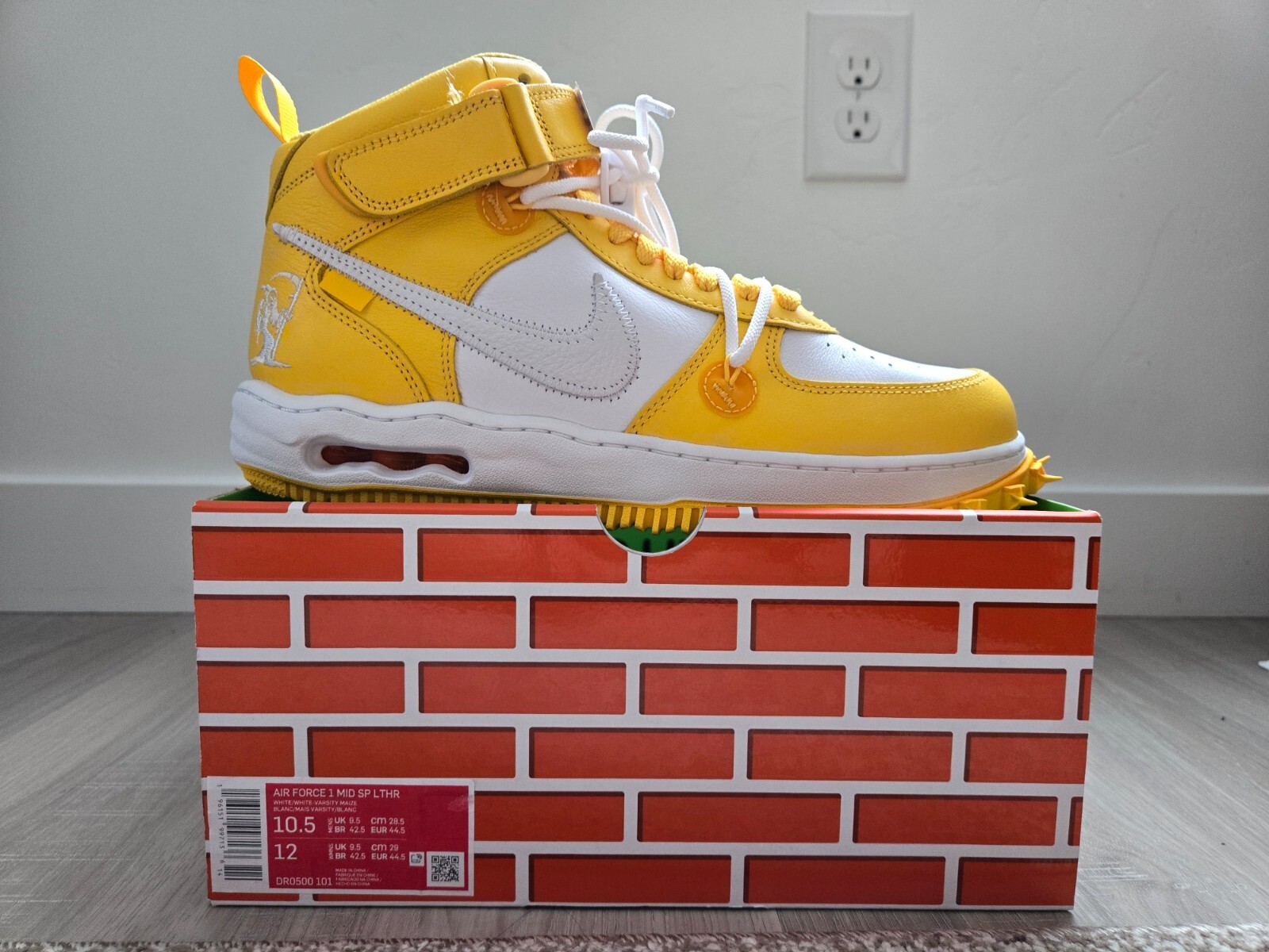【新品未使用】DR0500-101 US10.5/28.5cm Size 10 - Nike Off-White x Air Force 1 SP Leather Mid