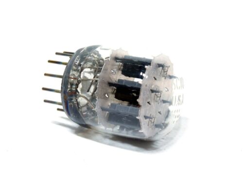Philips JAN 12AX7WA Vacuumtube Vacuum Tubes set of 4 Philips JAN 12AX7WA Vacuumtube Vacuum Tubes set of 4