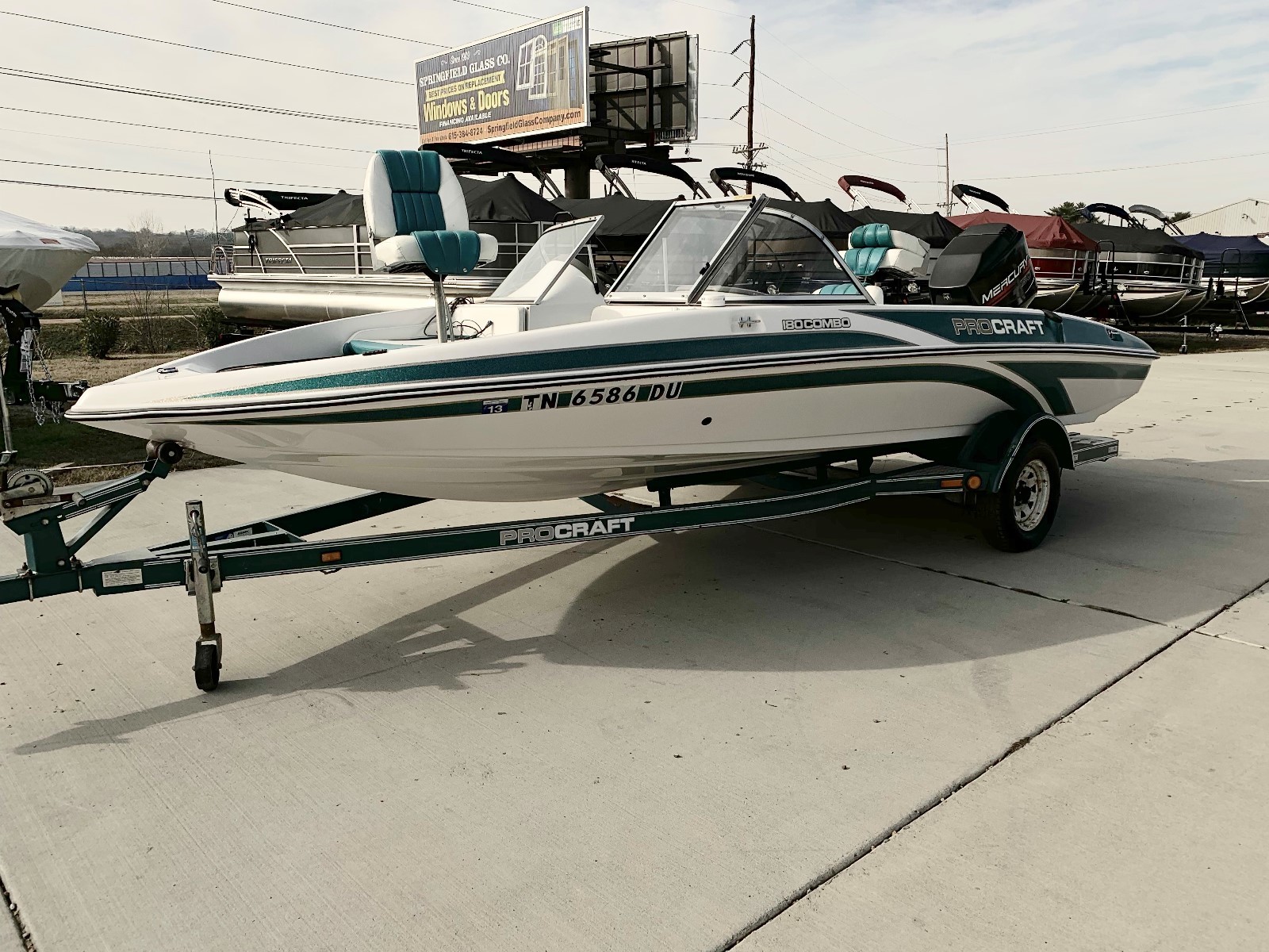 1999 Procraft 180 Combo Mercury 150 EFI Boat watersports, ski , fishing boat
