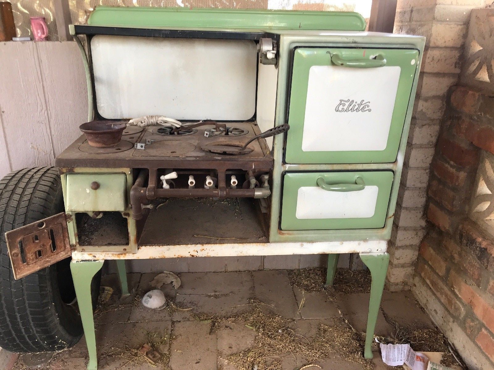 Газовая плита антикварная