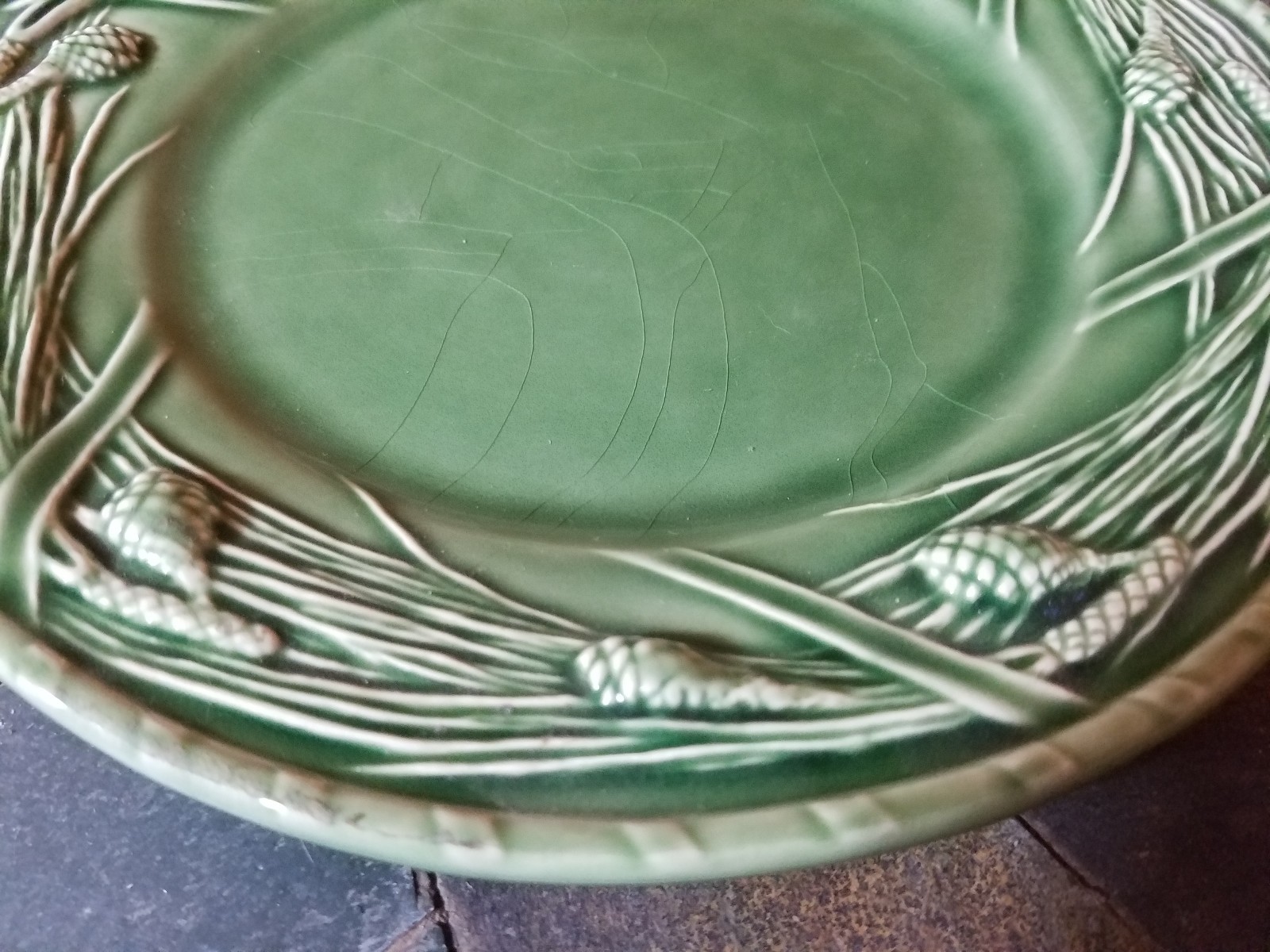 Bordallo Pinheiro - Salad Plate -  Design in Green